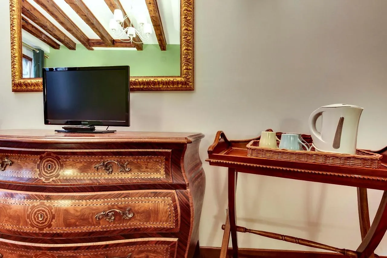 San Marco Superior Apartments By Wonderful Italy Венеция 0*,  Италия